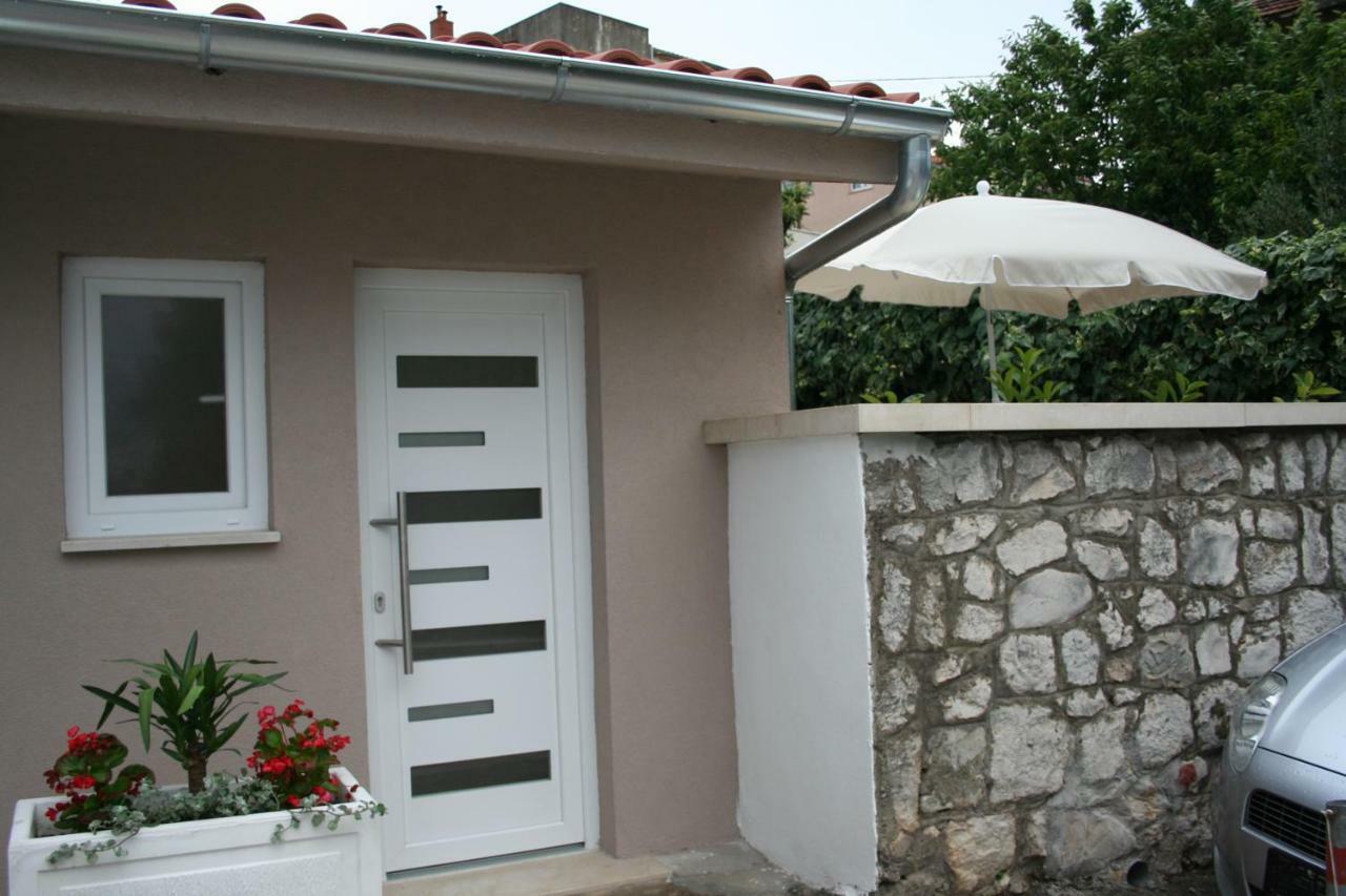 Room With Garden Сплит Экстерьер фото