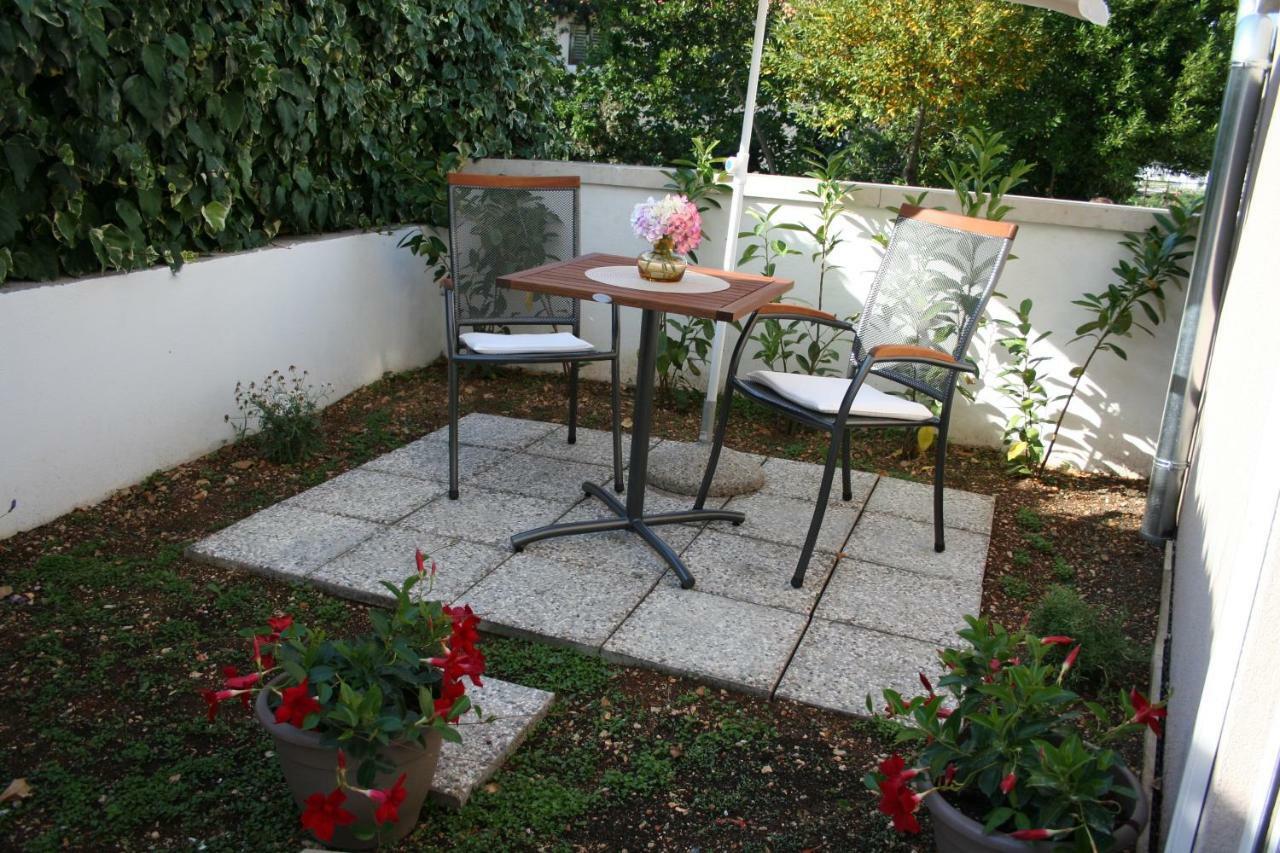 Room With Garden Сплит Экстерьер фото